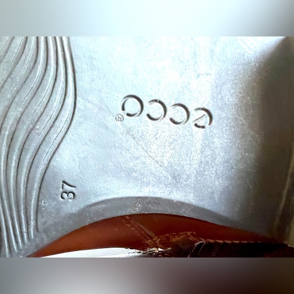 Ecco Brown Leather Knee High with 3 Buckles Zip-Up Boots  Women's Sz 6.5-7 - Picture 6 of 8